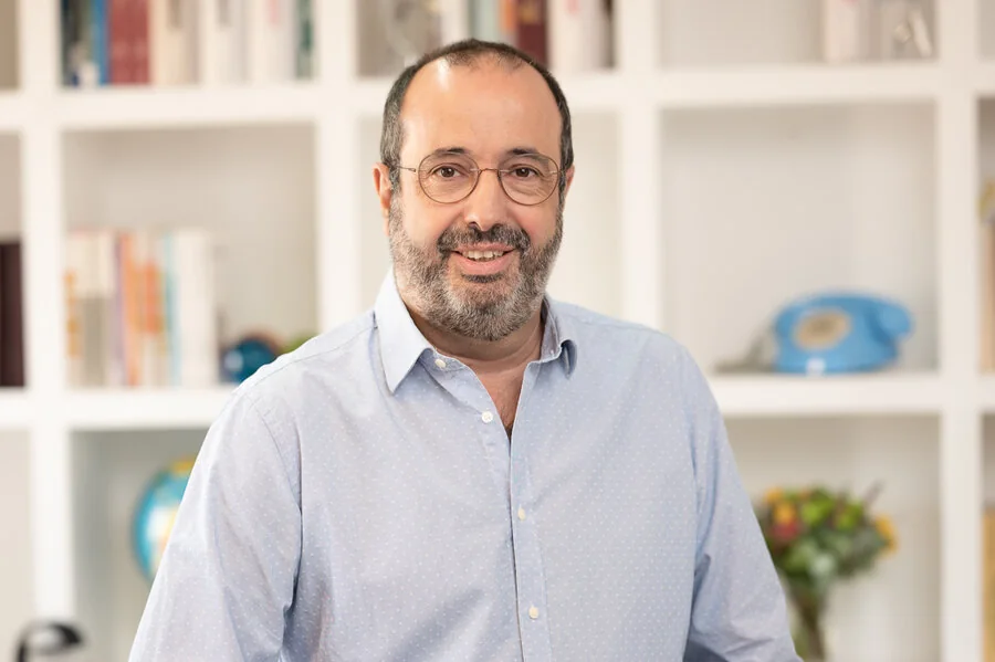 Retrato profesional de la dirección de ACF